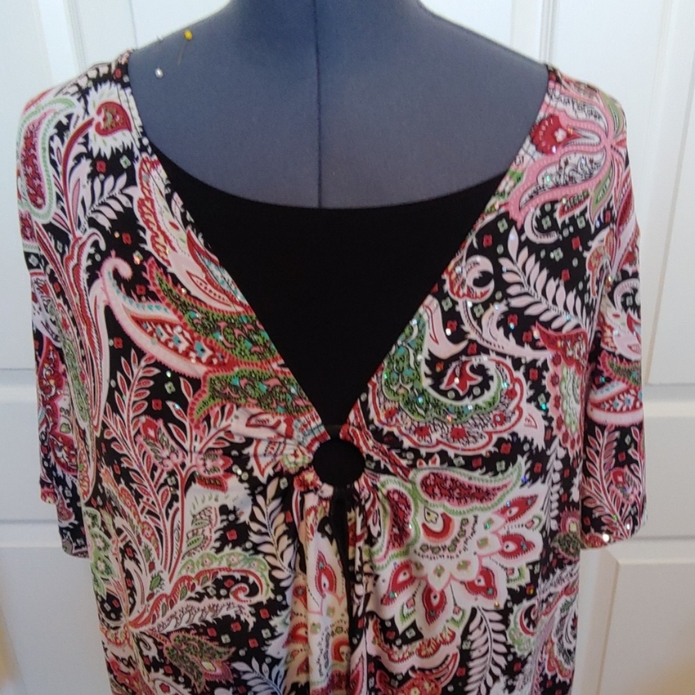 🍎 Dress Barn Top NWOT
